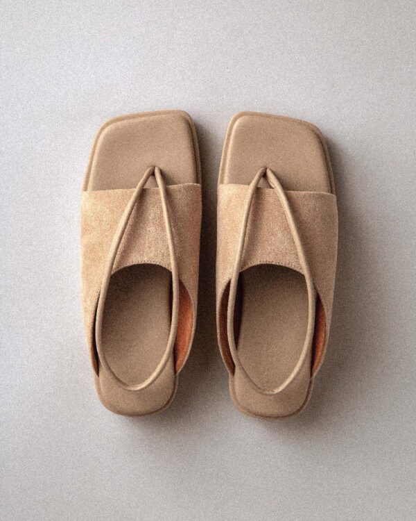 HOLLOW SANDAL KHAKI