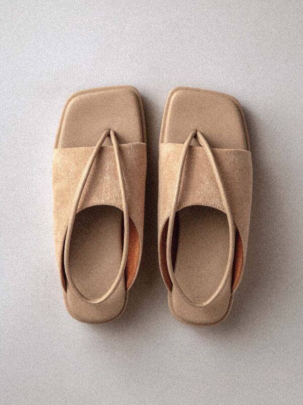 HOLLOW SANDAL KHAKI