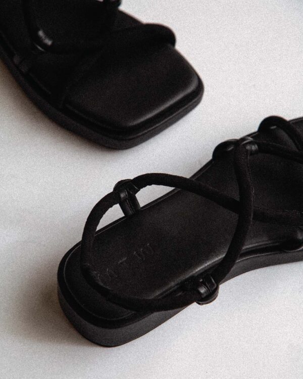 PRETZEL SANDAL BLACK - Image 3