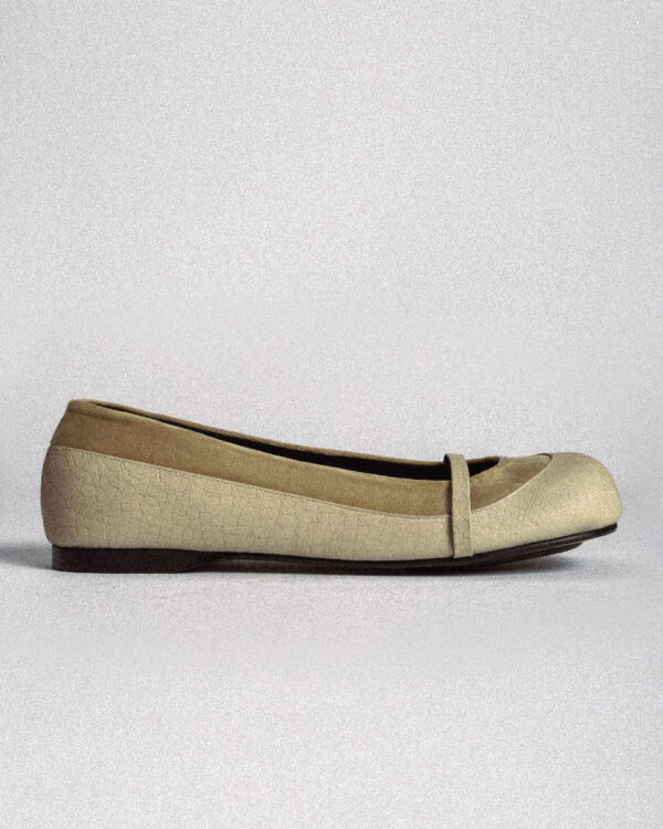 LINE FLATS CROCO IVORY - Image 3
