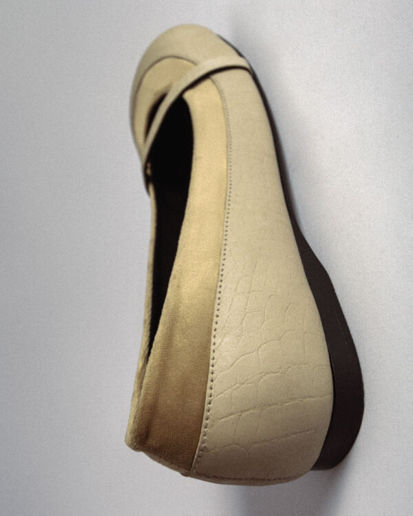 LINE FLATS CROCO IVORY - Image 4