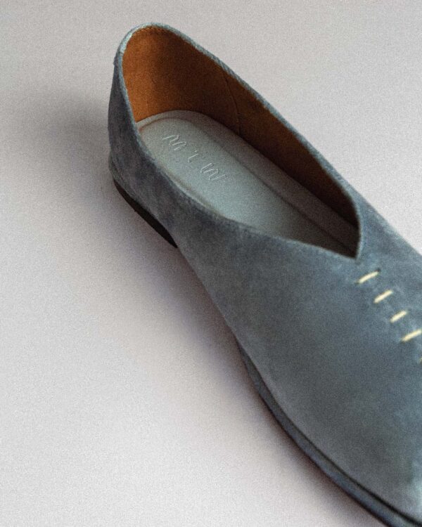 VELVET PUMPS POWDER BLUE - Image 3