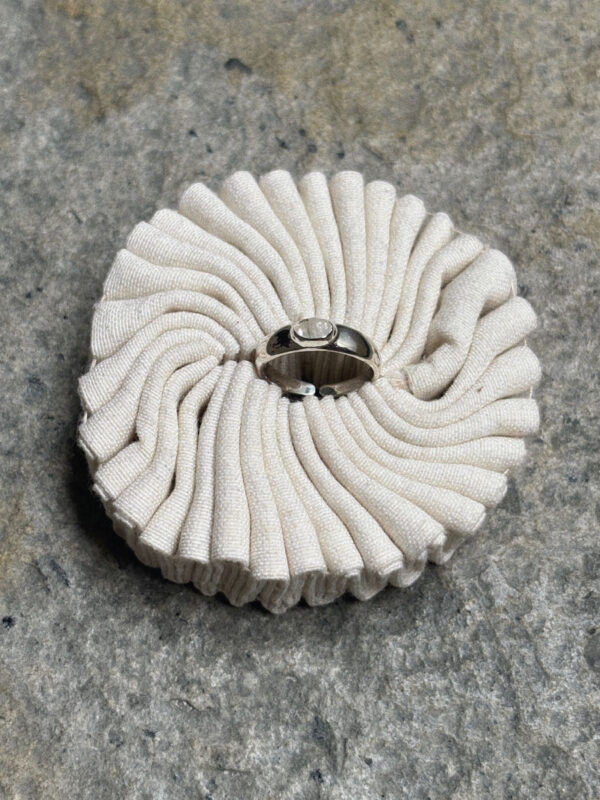 MTW x FROM TINY ISLANDS MOON TOE RING